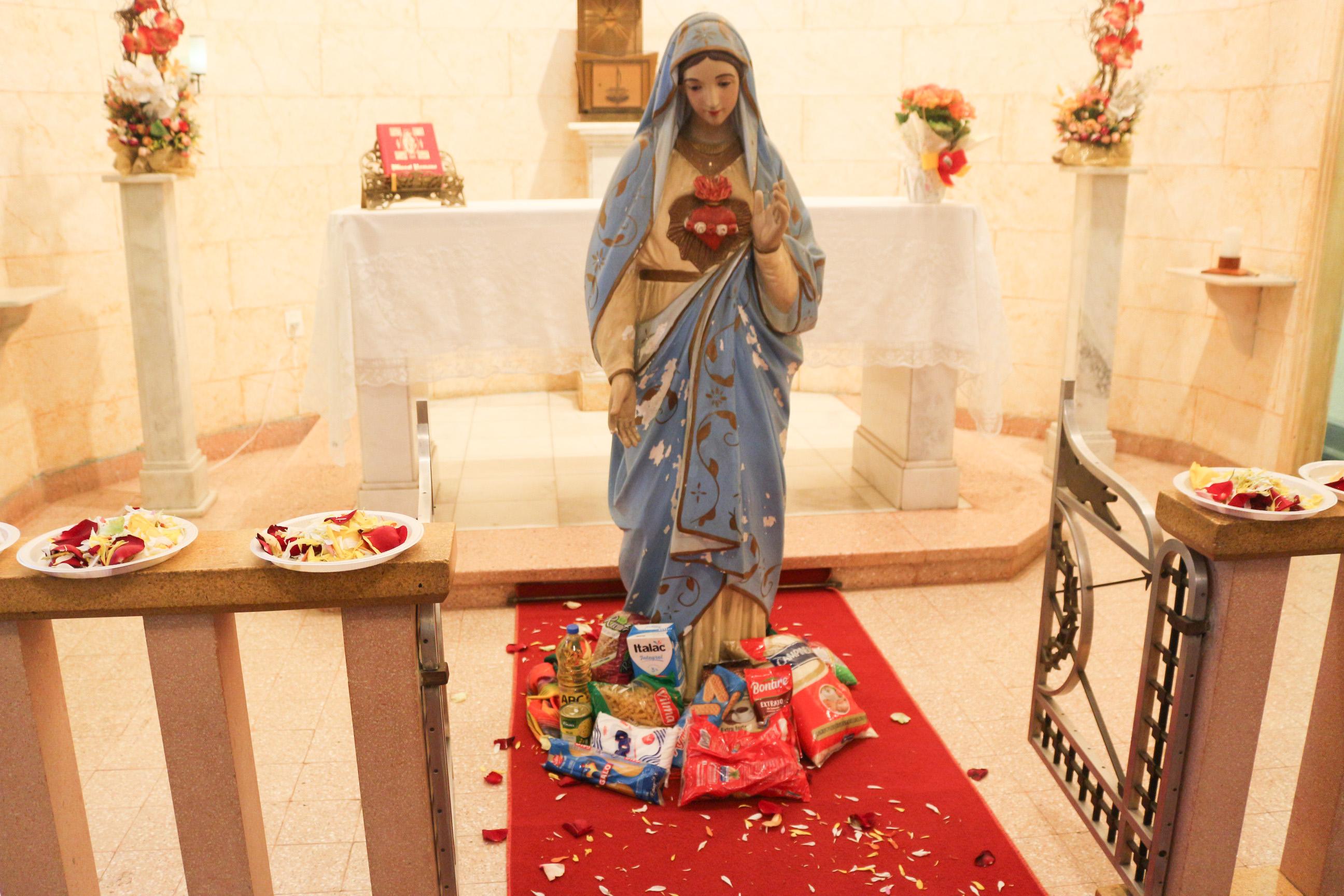 Louvor à Maria